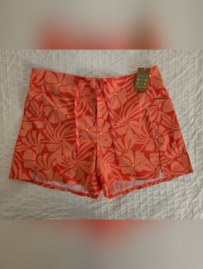 Title Nine Incrediboardie Hibiscus Print 4" Boardshort, 6, NWT